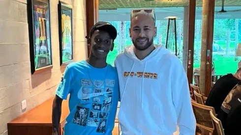 Gabriel Mec, joia gremista ao lado de Neymar Júnior -
Foto: Reprodução/Arquivo pessoal