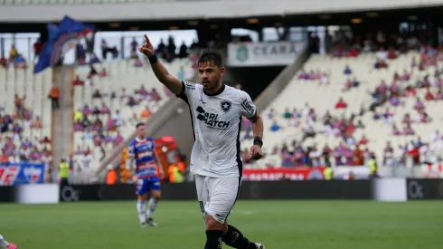 Oscar Romero jogador do Botafogo durante partida contra o Fortaleza na Arena Castelao pelo campeonato Brasileiro A 2024. 
