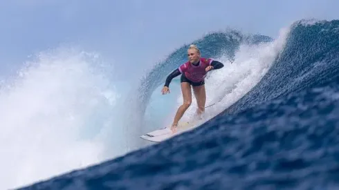 Tatiana Weston-Webb irá disputar o ouro no surfe feminino nas Olimpíadas 2024
