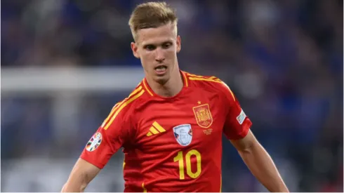 Foto: Justin Setterfield/Getty Images – Dani Olmo em partida pela Espanha
