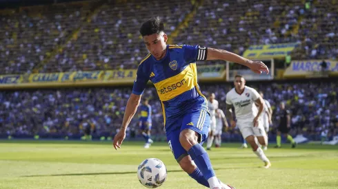 ARG: CA Boca Juniors v Newells. Liga Argentina. Date 13 Guillermo Pol Fernandez of Boca Juniors during the Liga Argentina match between CA Boca Juniors and Newells played at La Bombonera Stadium on November 12, 2023 in Buenos Aires, Spain. kpng Copyright: xSantiagoxJoelxAbdalax/xPRESSINPHOTOx SJ_231112_023
