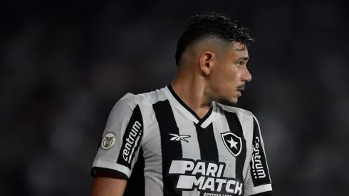 Tiquinho Soares jogador do Botafogo durante partida contra o Fluminense no Engenhao pelo campeonato Brasileiro A 2024. 
