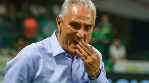 Tite fez gesto em direção para Abel 
