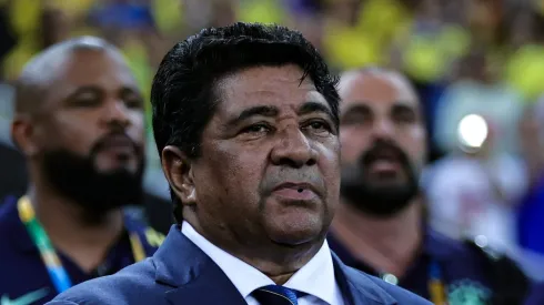 RJ – RIO DE JANEIRO – 26/11/2023 – ARQUIVO, ELIMINATORIAS COPA DO MUNDO 2026, BRASIL X ARGENTINA – Ednaldo Rodrigues, presidente da CBF em foto de arquivo de 21 de Novembro de 2023 durante execucao do hino nacional antes da partida contra o Argentina no estadio Maracana pelo campeonato Eliminatorias Copa Do Mundo 2026. 
