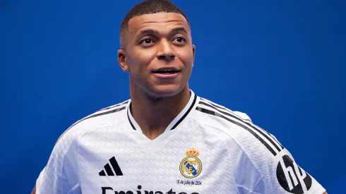 Real Madrid new assinou com Kylian Mbappé. (Foto de David Ramos/Getty Images)
