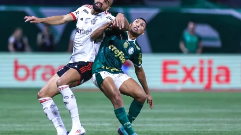 Jogadores de Flamengo e Palmeiras. Foto: Marcello Zambrana/AGIF
