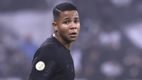 Corinthians busca ofertas melhores para negociar Wesley
