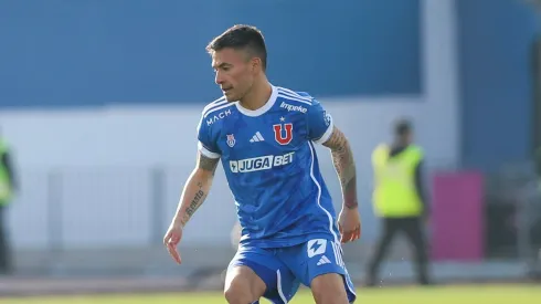 Jogador fez sua estreia pela LaU. Divulgação/Universidad de Chile.
