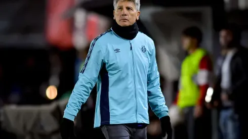 Renato Portaluppi, tecnico do Gremio durante a Copa CONMEBOL Libertadores 2023 contra Estudiantes no estádio Jorge Luis Hirschi na Argentina. 
