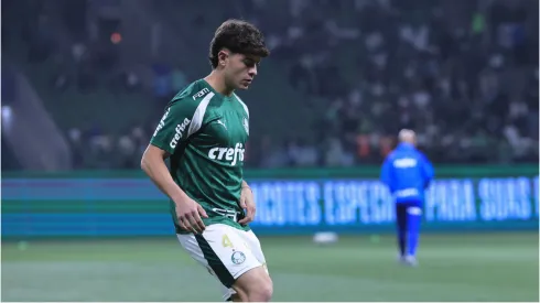 Foto: Ettore Chiereguini/AGIF - Giay aquecendo