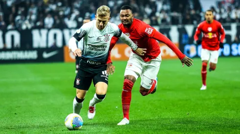 Bragantino x Corinthians pela Copa Sul-Americana terá transmissão ao vivo do site Bolavip Brasil nesta terça-feira (13) a partir das 20h. Foto: Marco Miatelo/AGIF
