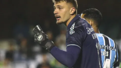 Coritiba v Gremio – Brazilian League Serie A 2023 Round 31 Coritiba v Gremio – Brazilian League Serie A 2023 Round 31 – Brazilian League Serie A 2023 Round 31 – Gremio player Gabriel Grando during the match against Coritiba for the Brazilian League Serie A 2023 Round 31 at Couto Pereira Stadium in Curitiba-PR/Brazil. Curitiba Brazil PUBLICATIONxNOTxINxFRA Copyright: xGabrielxMachadox originalFilename:machado-notitle231101_npSoU.jpg
