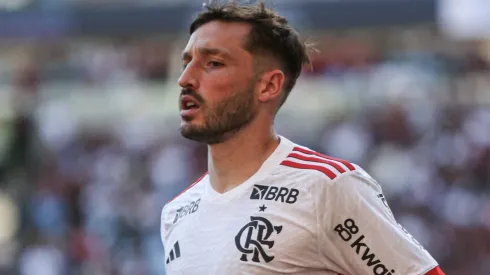 Matías Viña durante partida entre Vasco e Flamengo, no Maracanã, pelo Campeonato Brasileiro, no dia 02/06/2024. 
