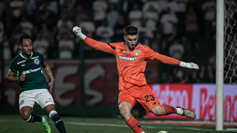 Rafael jogador do São Paulo durante partida contra o Goias no Serrinha pelo campeonato Copa Do Brasil 2024
