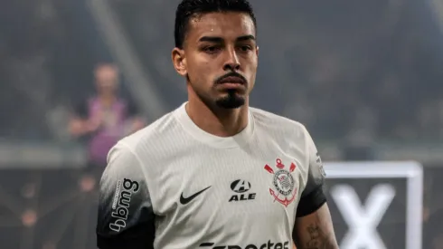 Matheus Bidu, jogador do Corinthians destaque na temporada 2024 
