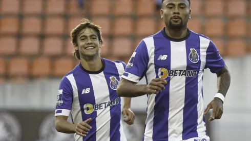 Santos fecha pacote de reforços
