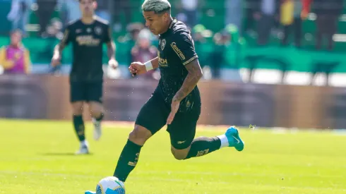 RS - CAXIAS DO SUL - 11/08/2024 - BRASILEIRO A 2024, JUVENTUDE X BOTAFOGO - Matheus Martins jogador do Botafogo durante partida contra o Juventude no estadio Alfredo Jaconi pelo campeonato Brasileiro A 2024. Foto: Luiz Erbes/AGIF