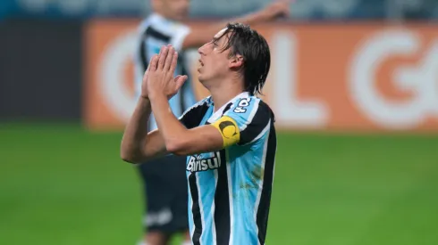 Geromel no banco em Grêmio x Fluminense