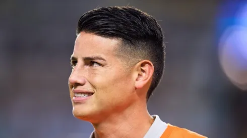 –  Meio-campista James Rodríguez
