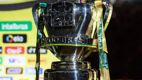 Trofeu da Copa do Brasil. Foto: Robson Mafra/AGIF