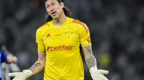 RJ - RIO DE JANEIRO - 27/07/2024 - BRASILEIRO A 2024, BOTAFOGO X CRUZEIRO - Cassio goleiro do Cruzeiro durante partida contra o Botafogo no estadio Engenhao pelo campeonato Brasileiro A 2024. Foto: Thiago Ribeiro/AGIF