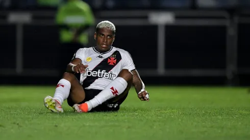 RJ – RIO DE JANEIRO – 26/08/2024 – BRASILEIRO A 2024, VASCO X ATHLETICO-PR – Emerson Rodriguez jogador do Vasco durante partida contra o Athletico-PR no estadio Sao Januario pelo campeonato Brasileiro A 2024. Foto: Thiago Ribeiro/AGIF
