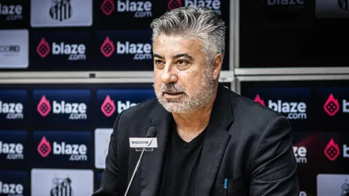 Alexandre Gallo está atuando no mercado buscando venda atacante para Europa