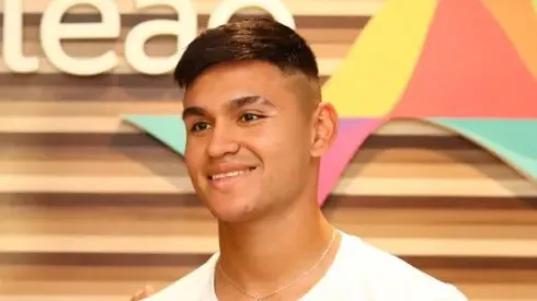 - Charly Alcaraz, novo reforço do Flamengo
Foto: Gilvan de Souza /CRF