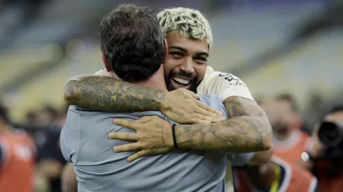 Palmeiras encerra janela sem o tão sonhado 9