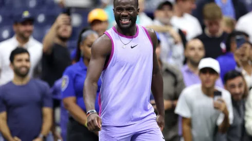 Frances Tiafoe passou por Georgi Dimitrov na terça-feira e se classificou à semifinal (Foto: Jamie Squire/Getty Images)