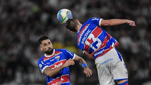 Fortaleza durante partida contra o Botafogo, no Brasileirão (Foto: Thiago Ribeiro/AGIF)
