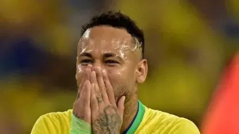 Neymar teve a mesma lesão de Pedro. Foto: Pedro Vilela/Getty Images
