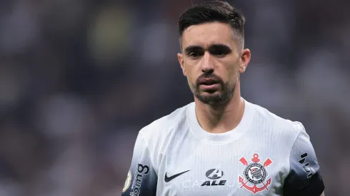 Situação é "culpa" indiretamente de Igor Coronado no Corinthians.
