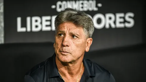 Renato Gaúcho deu aval para contratação de Alex Telles no Grêmio
