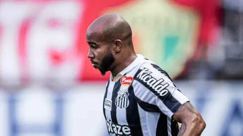 Patrick retornou a atuar pelo Santos. Foto: Raul Baretta/ Santos FC
