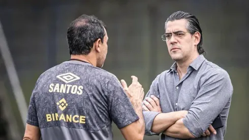 Paulo Bracks cuida da reformulação no Santos para 2025 – Foto: Raul Baretta/SFC
