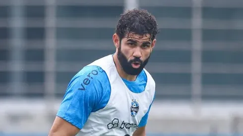 Diego Costa tem situação pendente com o Imortal – Foto:  LUCAS UEBEL/GREMIO FBPA
