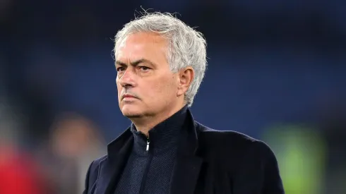 José Mourinho, treinador do Fenerbahçe – Foto: Paolo Bruno/Getty Images
