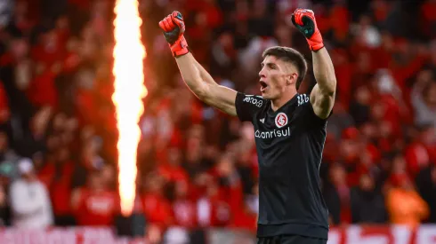 Rochet, goleiro titular do Internacional, em partida no Beira-Rio
