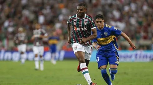 RIO DE JANEIRO, BRAZIL – NOVEMBER 4: Marlon of Fluminense competes for the ball with Luca Langoni of Boca Juniors during the final match of Copa CONMEBOL Libertadores 2023 between Fluminense and Boca Juniors at Maracana Stadium on November 4, 2023 in Rio de Janeiro, Brazil. (Photo by Ricardo Moreira/Getty Images)
