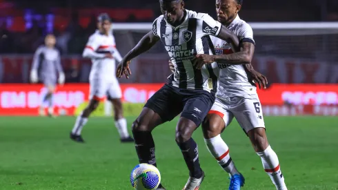 São Paulo e Botafogo jogam os primeiros 90 minutos das quartas de final da Libertadores nesta semana (Foto: Marcello Zambrana/AGIF)
