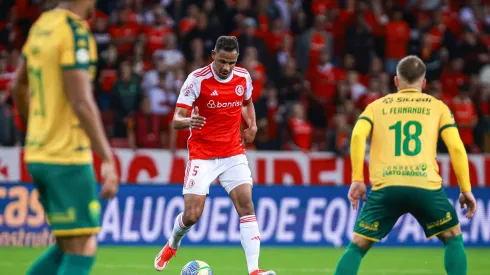 Fernando, jogador do Internacional durante partida contra o Cuiaba no estadio Beira-Rio pelo campeonato Brasileiro A 2024
