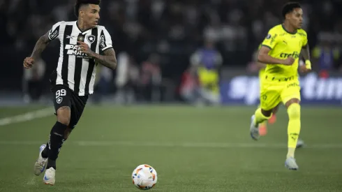 Igor Jesus, jogador do Botafogo durante partida contra o Palmeiras no estadio Engenhao pelo campeonato Copa Libertadores 2024. 
