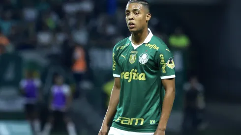 Vanderlan no Chelsea tem decisão no Palmeiras 
