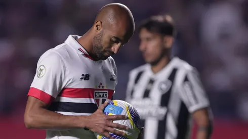 Lucas Moura marcou no jogo do Brasileirão contra o Fogo. Foto: Ettore Chiereguini/AGIF
