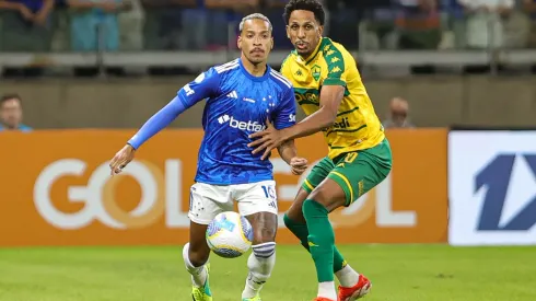 Cuiabá x Cruzeiro pelo Campeonato Brasileiro 2024 terá transmissão ao vivo do Bolavip Brasil neste domingo (22) a partir das 17h. Foto: Gilson Lobo/AGIF
