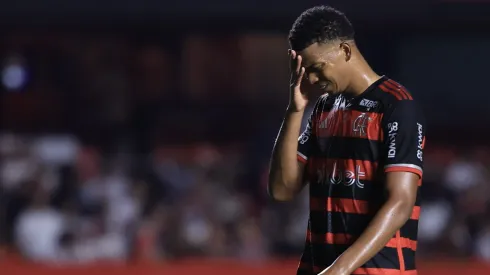 Carlinhos foi titular contra o Grêmio
