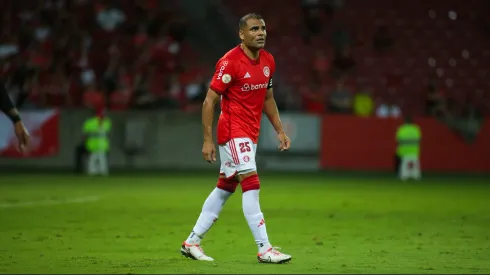 Gabriel Mercado sofreu a lesão diante do São Paulo