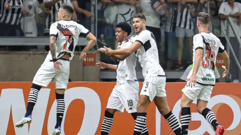 MG – BELO HORIZONTE – 15/04/2023 – BRASILEIRO A 2023, ATLETICO-MG X VASCO – Andrey Santos jogador do Vasco comemora seu gol durante partida contra o Atletico-MG no estadio Mineirao pelo campeonato BRASILEIRO A 2023. Foto: Gilson Junio/AGIF
