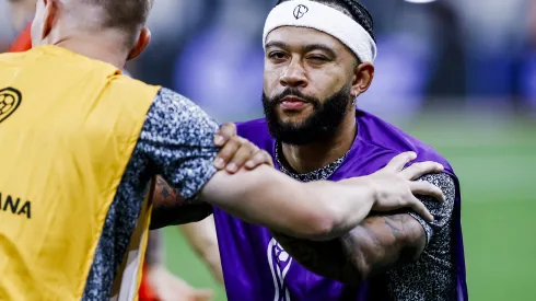 O que Memphis Depay está achando do nível do futebol brasileiro? Ele responde!